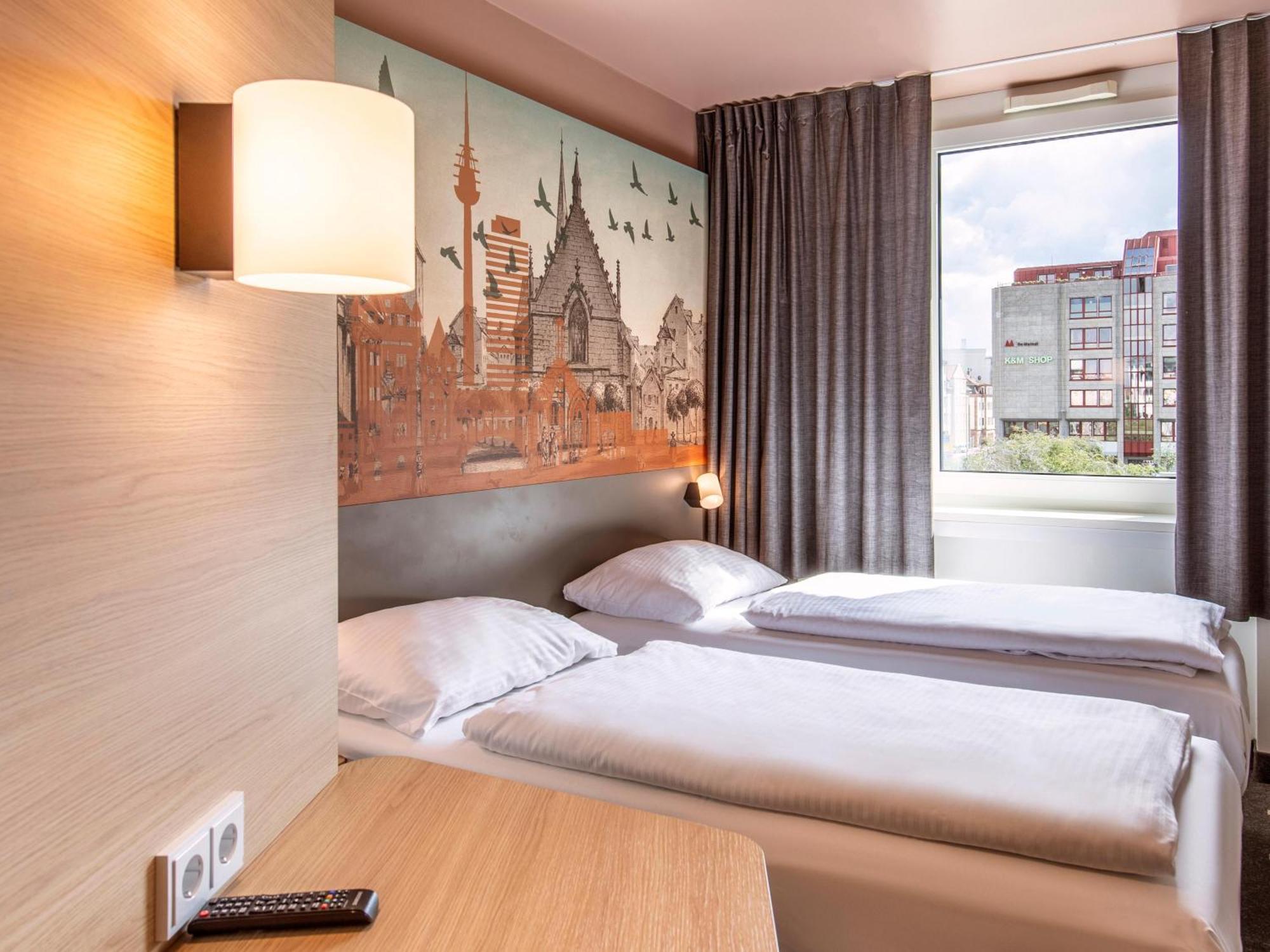 B&B Hotel Nuernberg-Hbf Екстер'єр фото