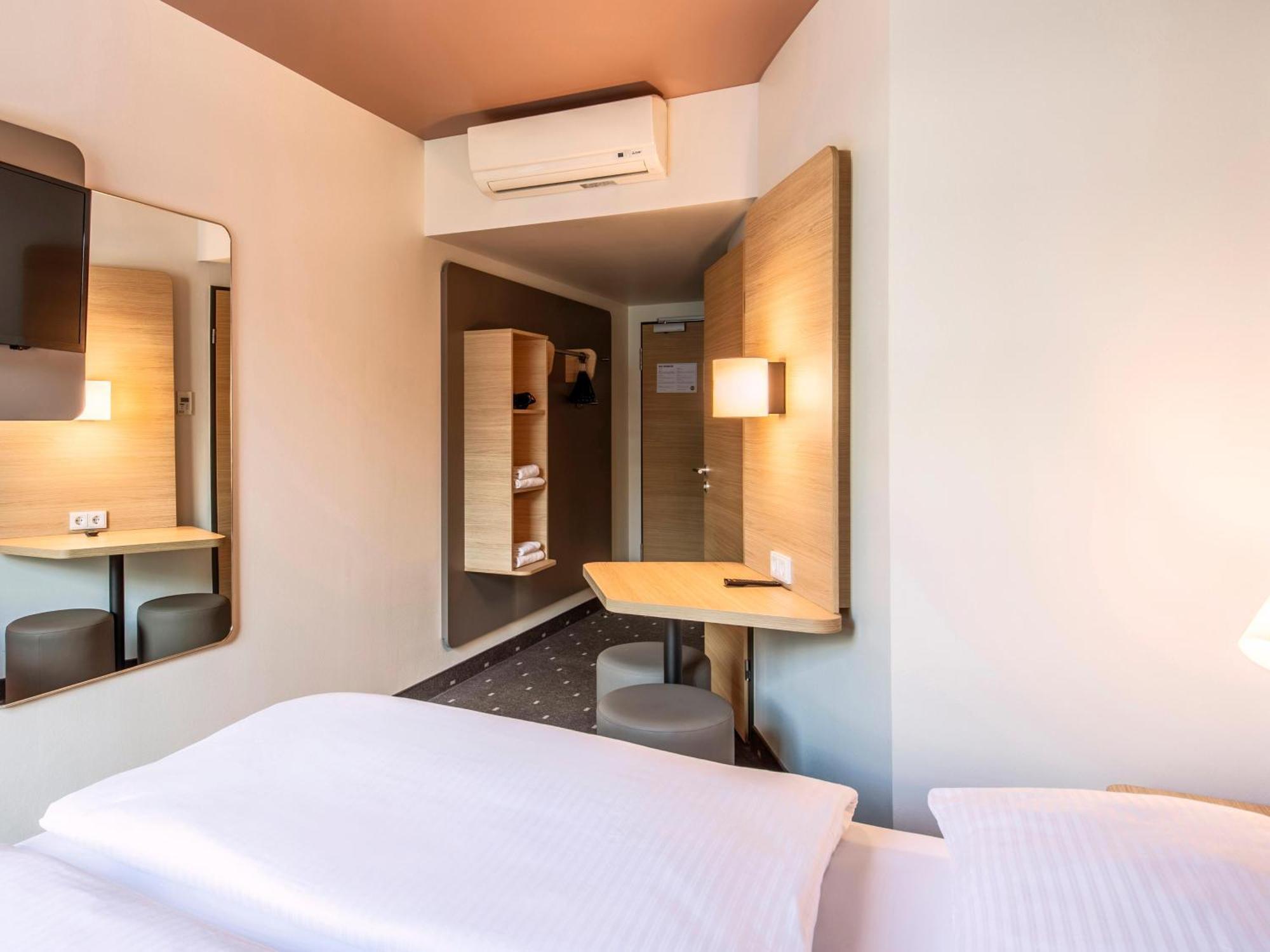B&B Hotel Nuernberg-Hbf Екстер'єр фото