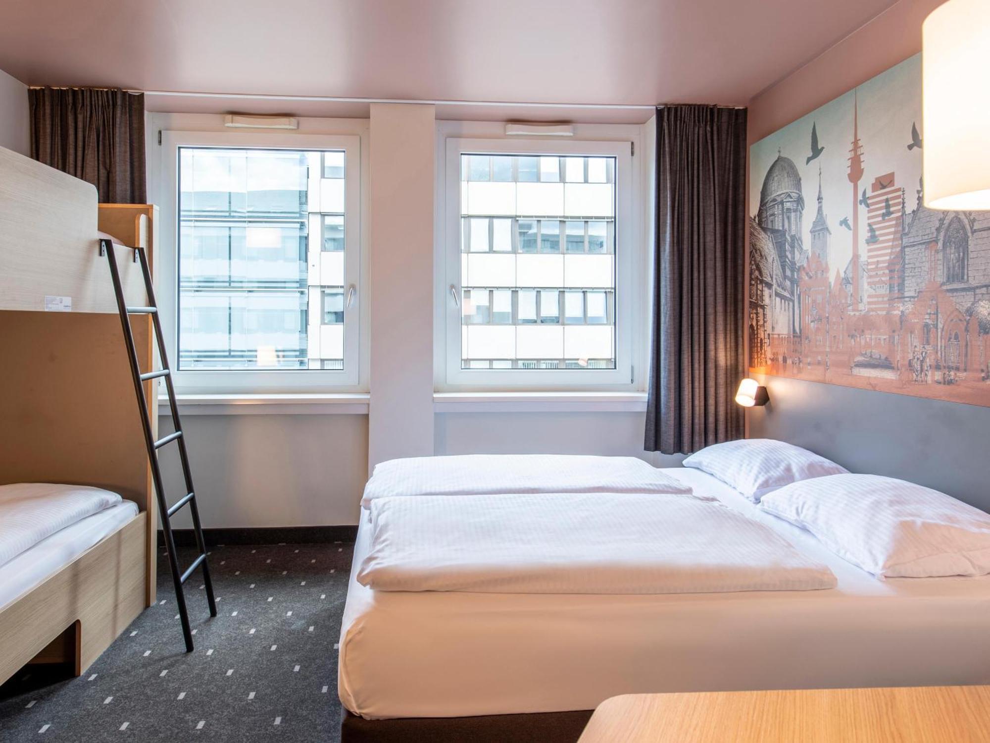 B&B Hotel Nuernberg-Hbf Екстер'єр фото