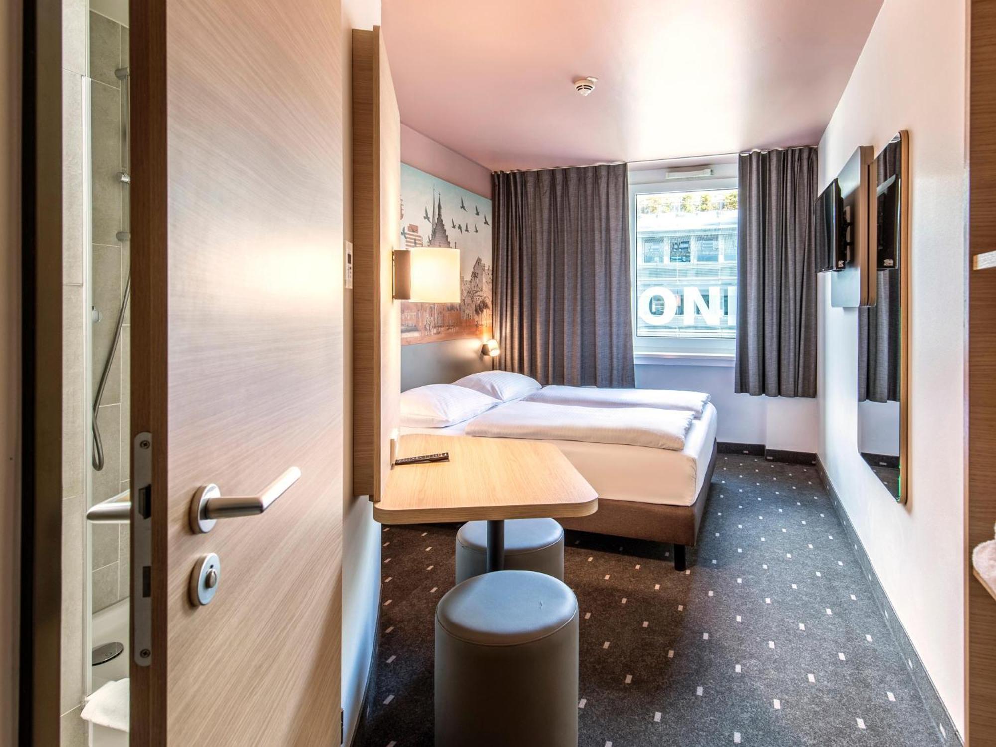 B&B Hotel Nuernberg-Hbf Екстер'єр фото