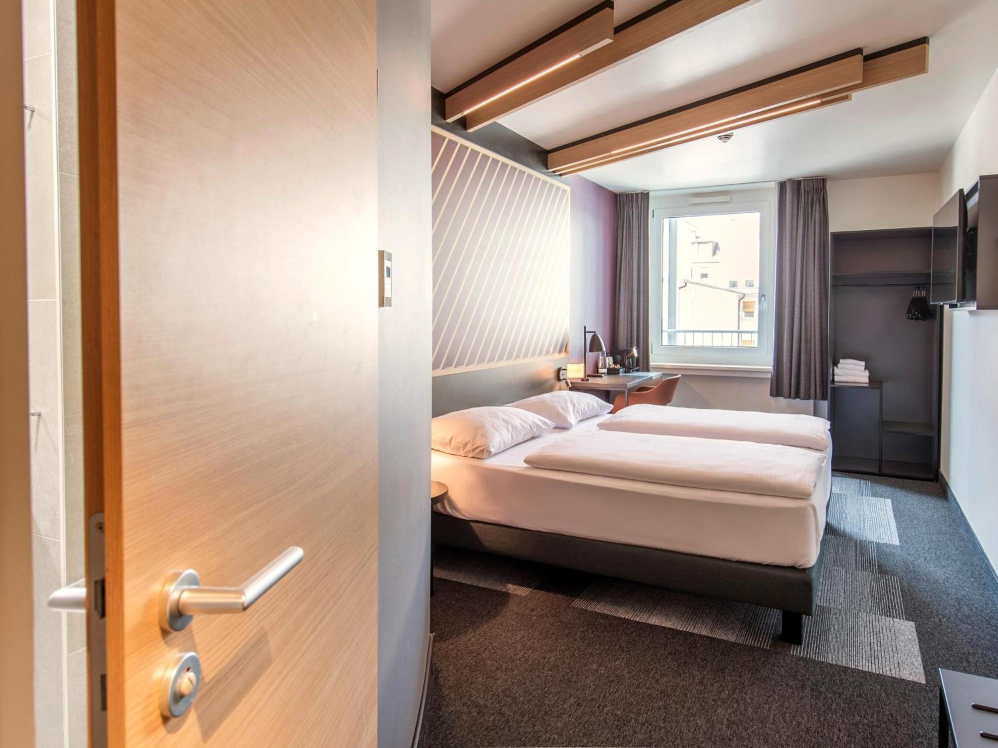 B&B Hotel Nuernberg-Hbf Екстер'єр фото