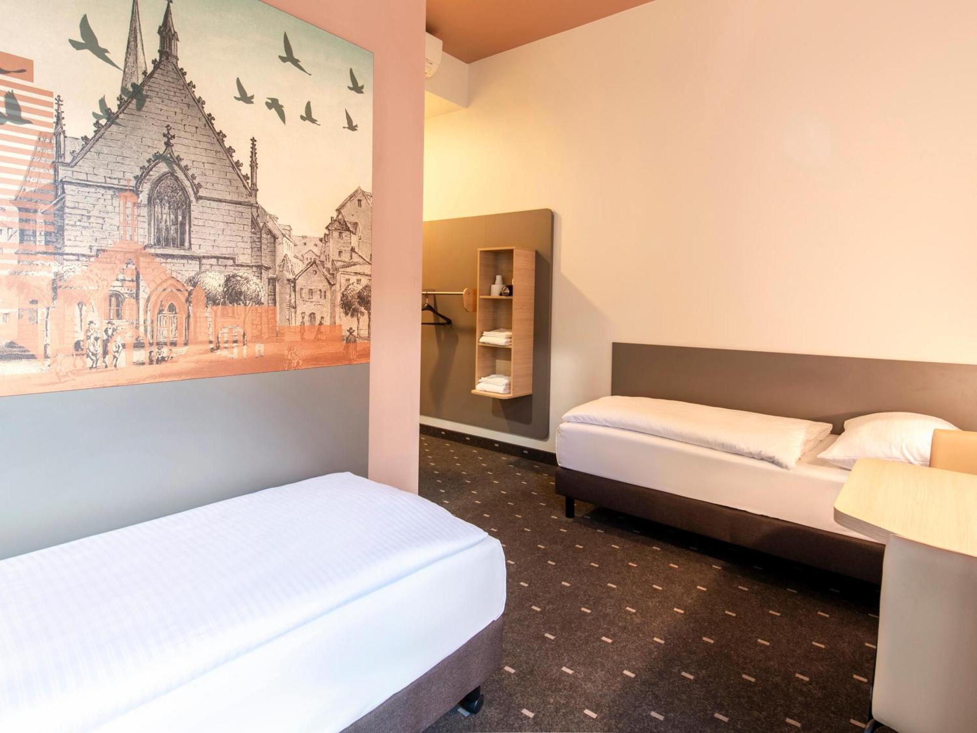 B&B Hotel Nuernberg-Hbf Екстер'єр фото