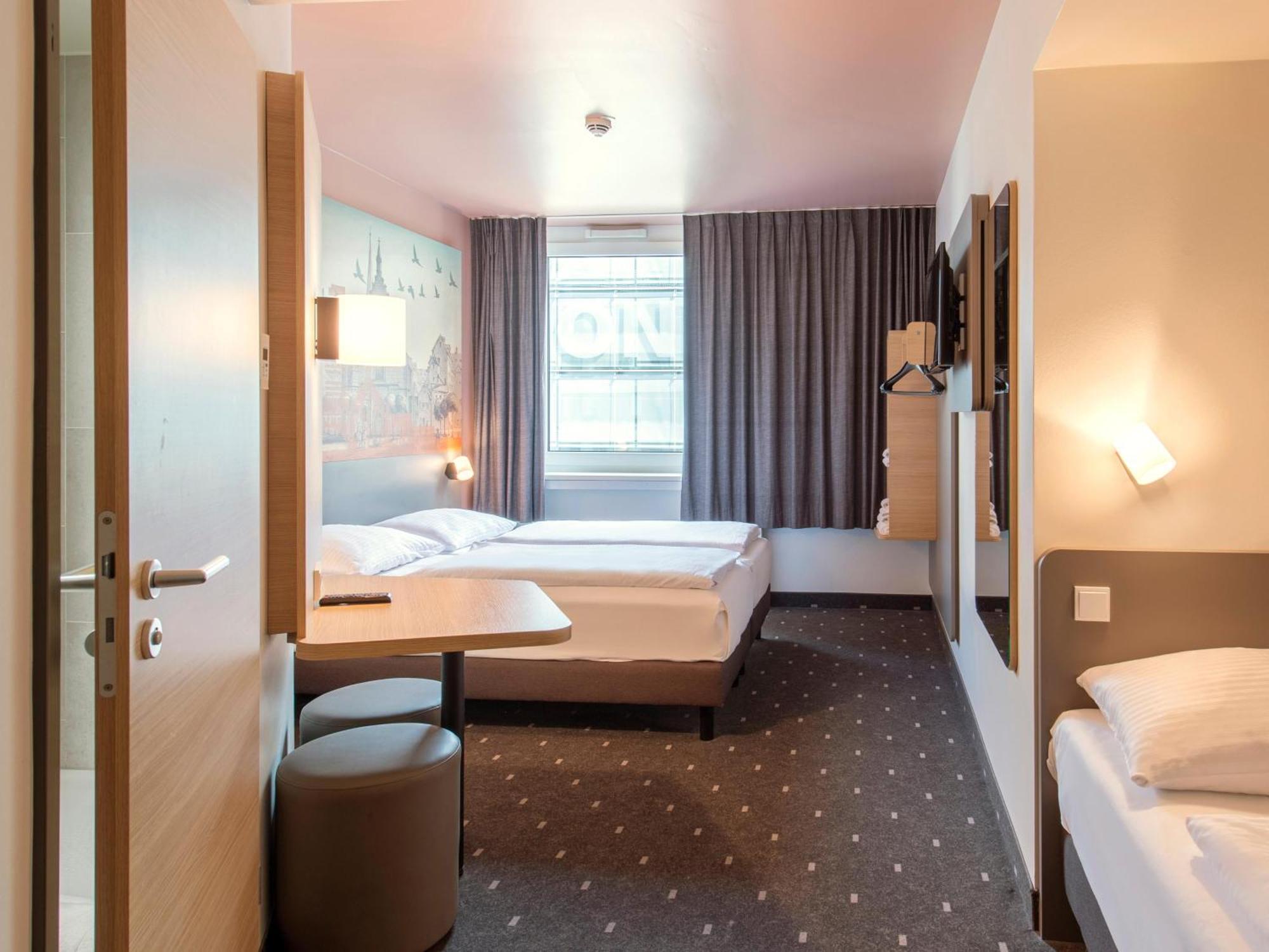 B&B Hotel Nuernberg-Hbf Екстер'єр фото